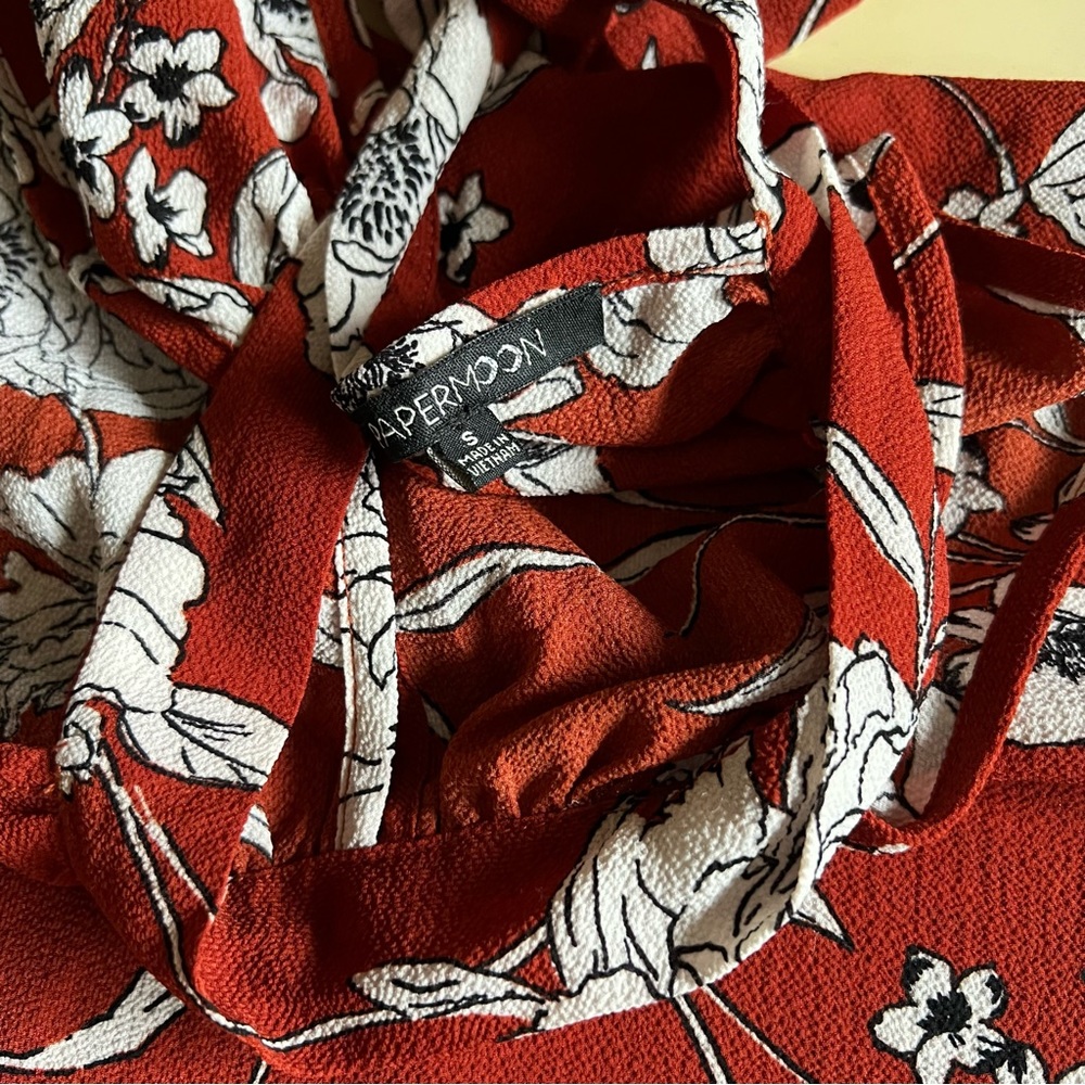 Rust Papermoon Floral - Picture 3 of 4
